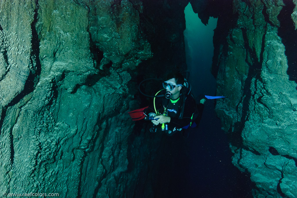 35 Aniversario Cave, Bahia de Cochinos, Cuba;  1/60 sec at f / 5,6, 20 mm